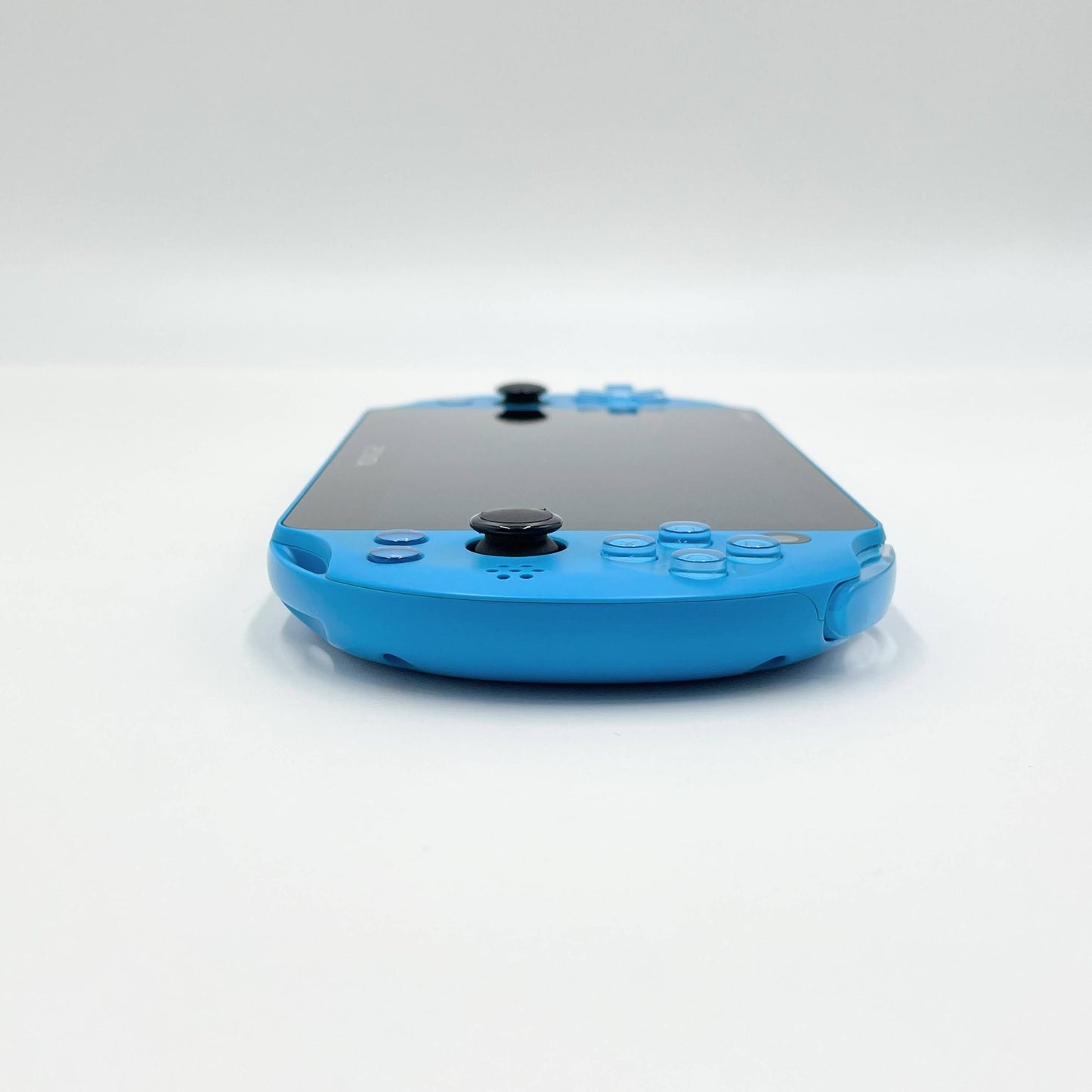 美品 SONY PS Vita PCH-2000 アクアブルー 付属品完備 (パワフルプロ野球2014・純正8GBメモリーカード付き)【C7059-60】