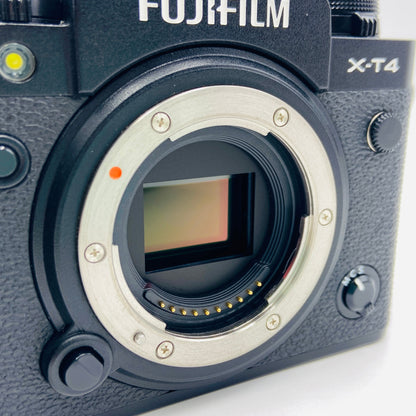 FUJIFILM X-T4 ミラーレスカメラ ボディ ブラック【C4331】