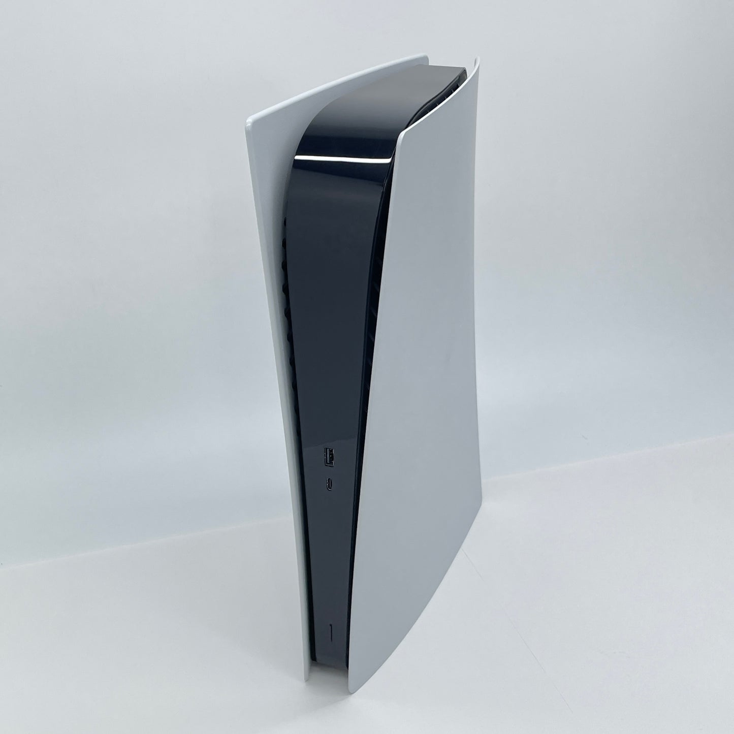 美品 PlayStation5 本体 デジタル・エディション ディスクドライブ非搭載モデル CFI-1100B01 付属品完備【C6064-140】