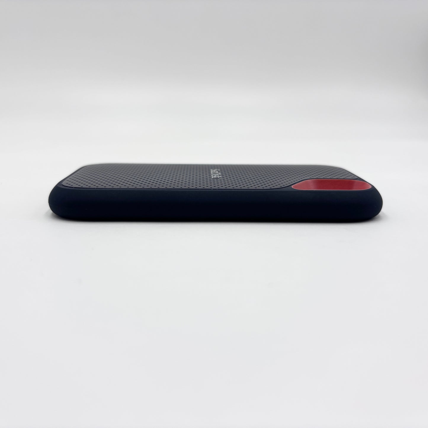 SanDisk Extreme Portable SSD SDSSDE61-1T00 ポータブル 外付け ストレージ1TB【C8140-N】