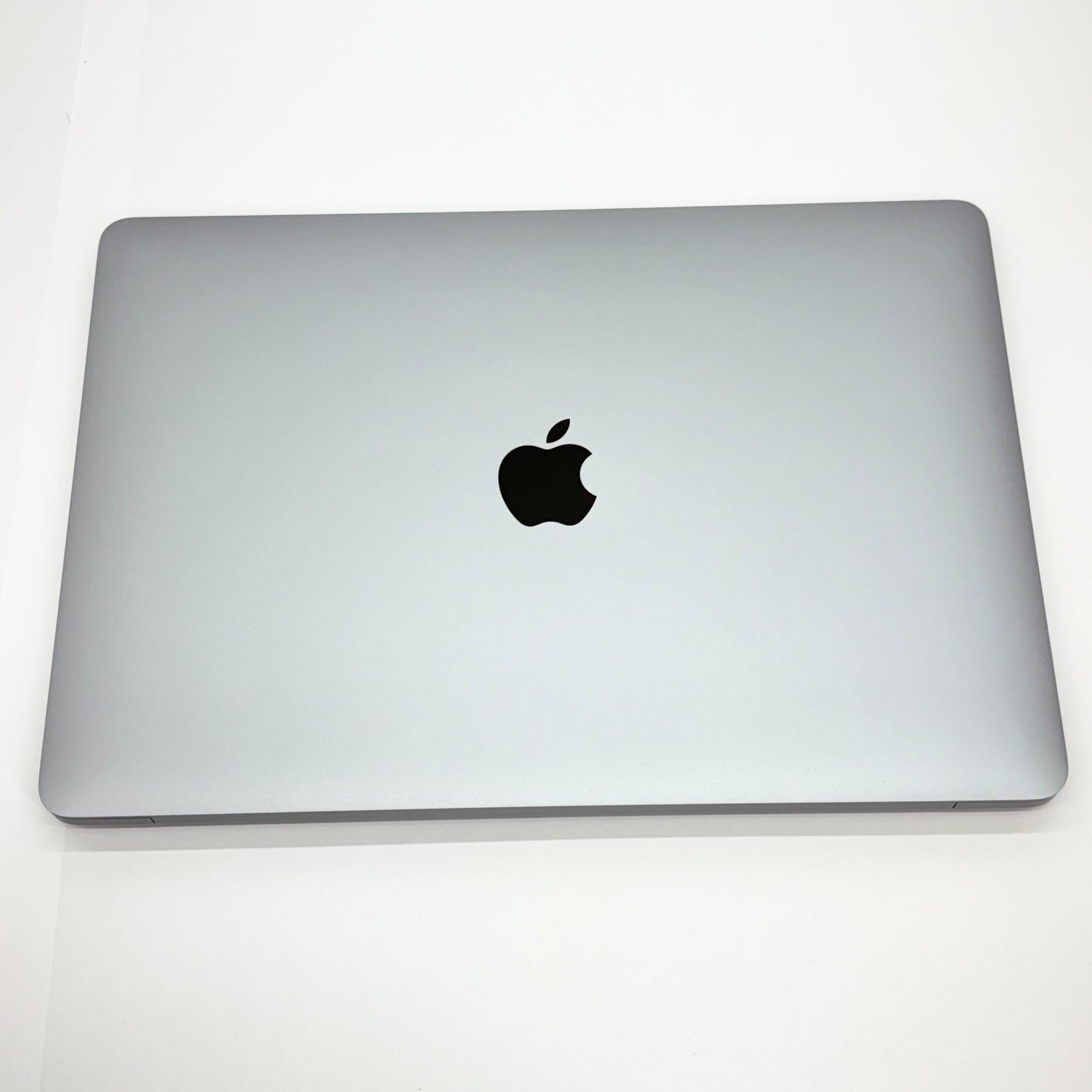 MacBook Air 13インチ M1 8GB 256GB MGN63J/A スペースグレイ バッテリー最大容量100% 【C5692-80】