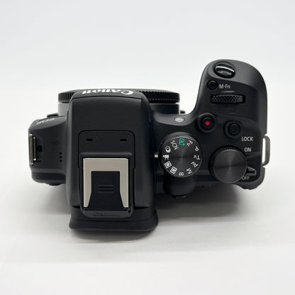 美品 Canon EOS R10 RF-S18-150 F3.5-6.3 IS STM レンズキット 付属品完備【C6228-80】