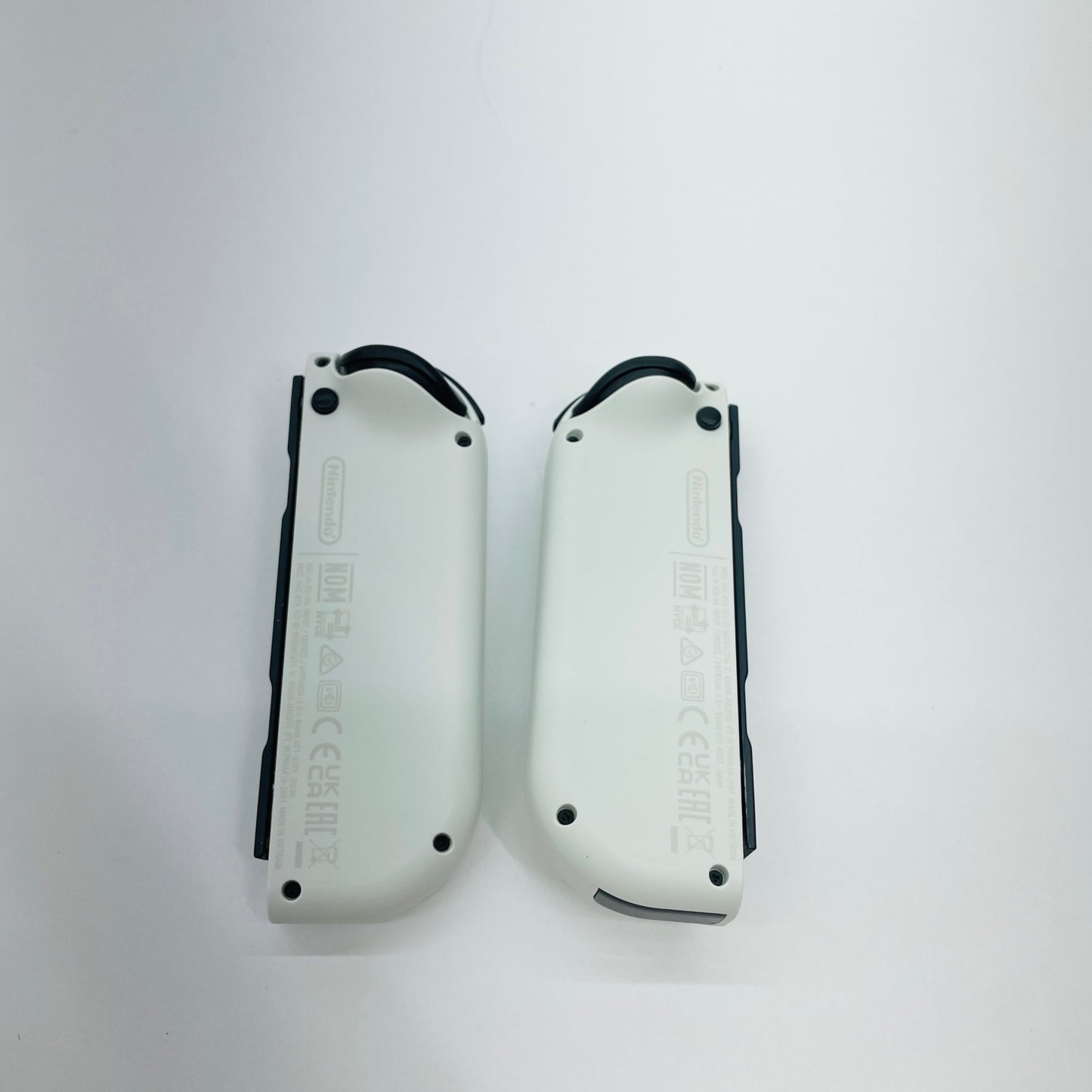 美品 NINTENDO Switch 有機EL 本体 HEG-001【C4566-80】