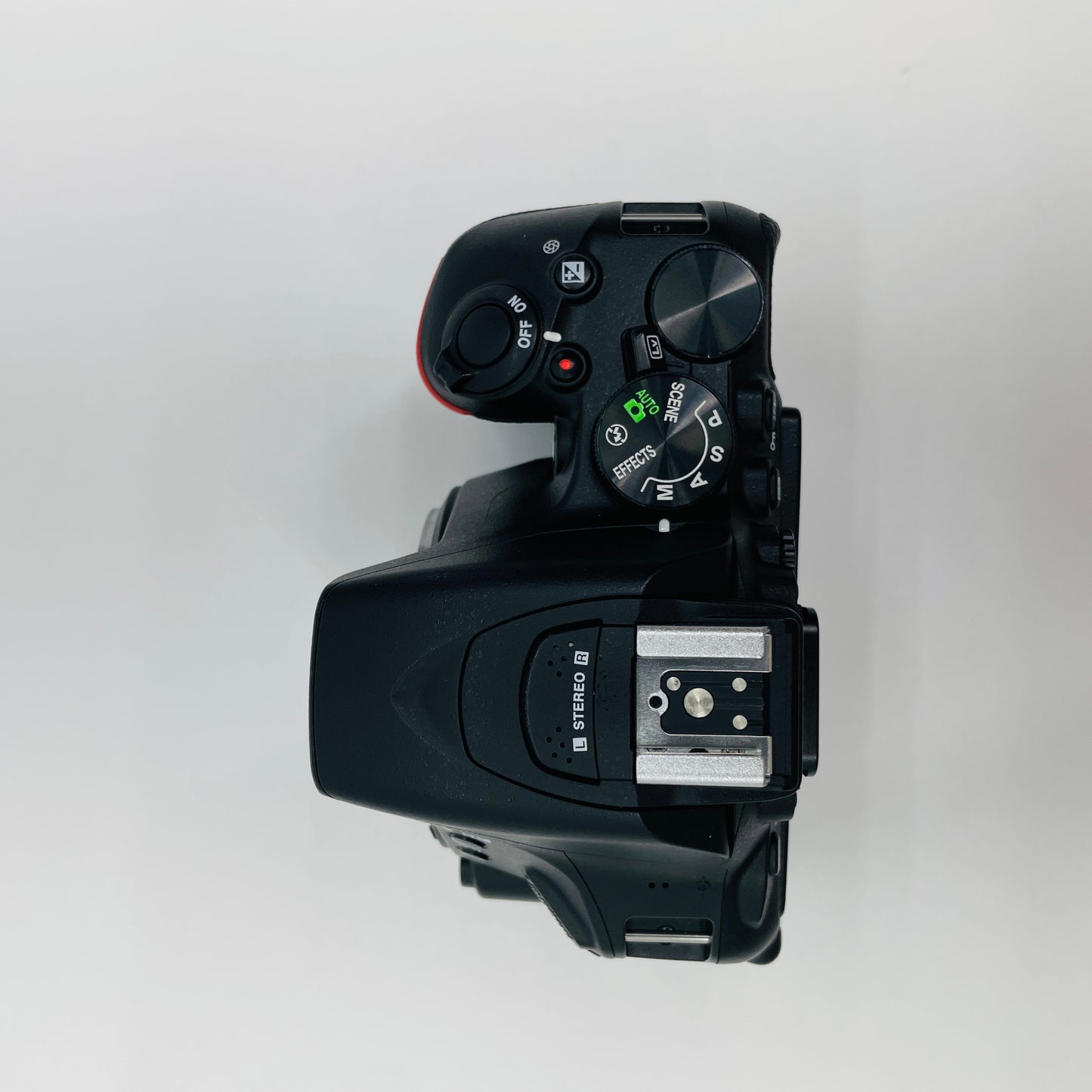 Nikon D5600 18-55mm & 70-300mm　ダブルズームキット 【C4726-60】