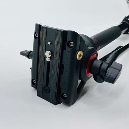 美品 NEEWER プロカメラ一脚 フィート付き 179cm GM76 伸縮自在アルミニウム一脚【C4370-120】