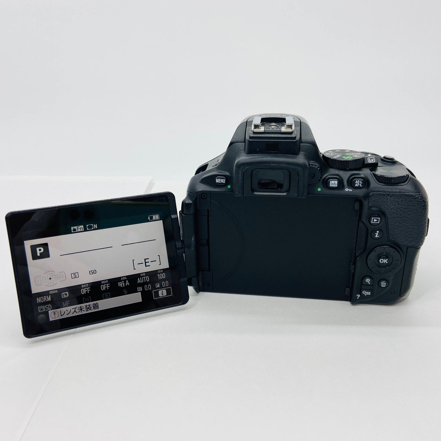 美品 NIKON D5600 ボディ デジタル一眼レフカメラ 【C4860-100】