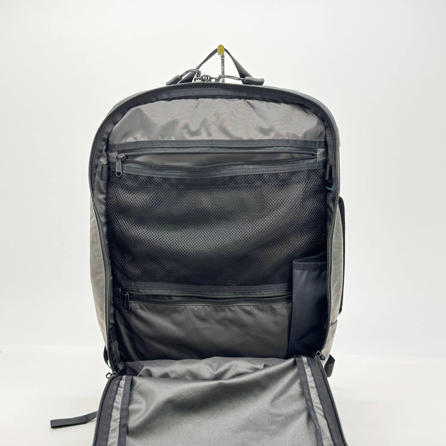 Minaal DAILY BAG グレー バックパック ザック リュック【C7549】