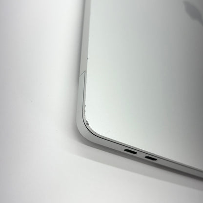 MacBook Pro 16インチ Touch Bar＋Touch ID (Late 2019) Core i9 2.3GHz/16GB/SSD 1TB シルバー MVVM2J/A【C5374-80】