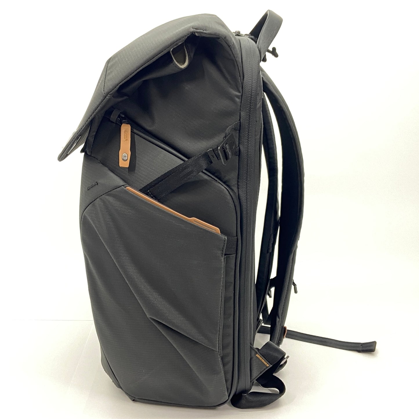 美品 OneGo 2 Backpack 25L カメラバッグ【C5715-140】