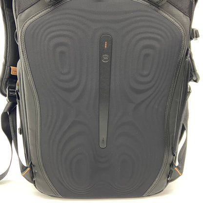 美品 OneGo 2 Backpack 25L カメラバッグ【C5715-140】