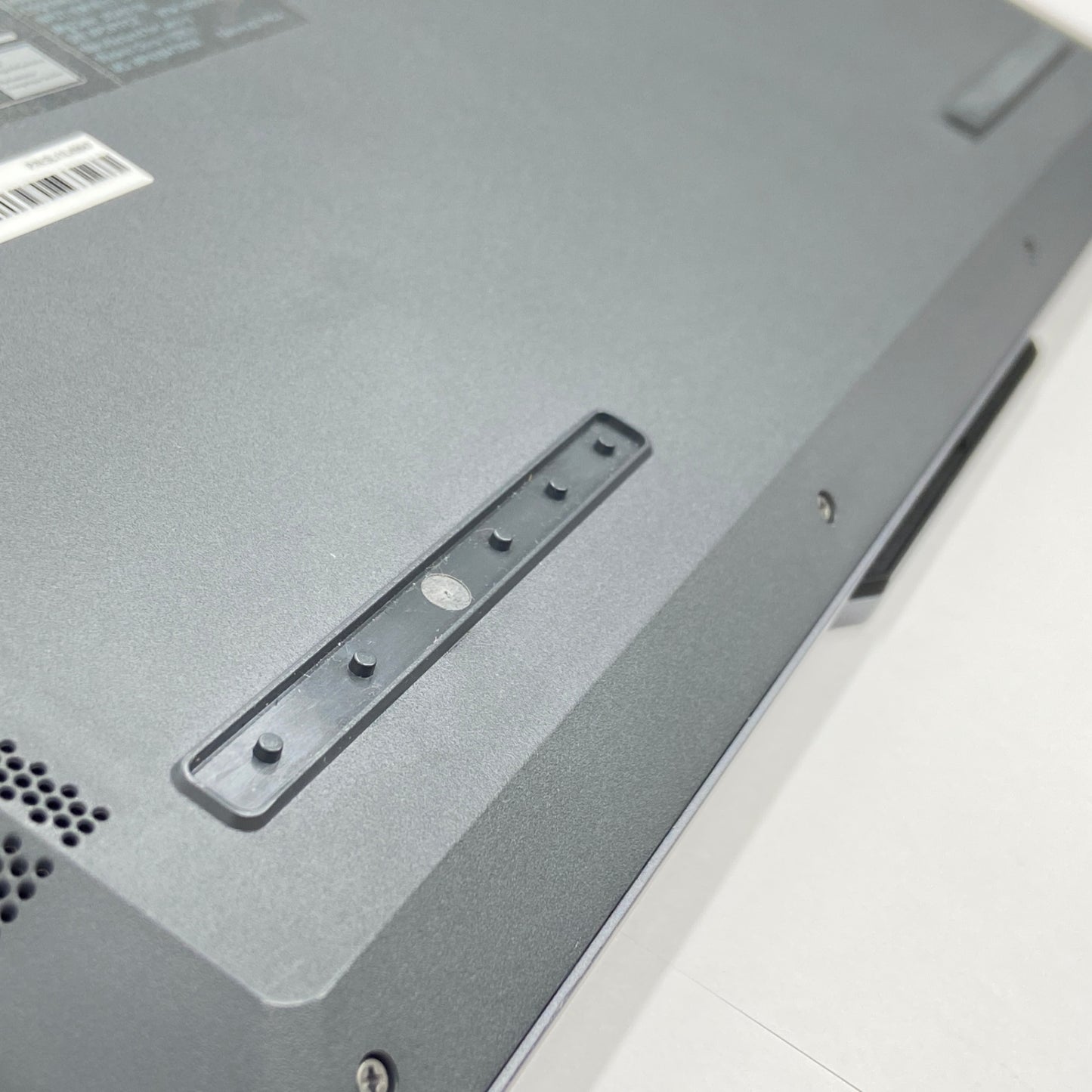Lenovo LOQ 15IRX9 i7-13650HX RTX4060 16GB SSD512GB Windows11 Home バッテリー最大容量100%【C5789-80】