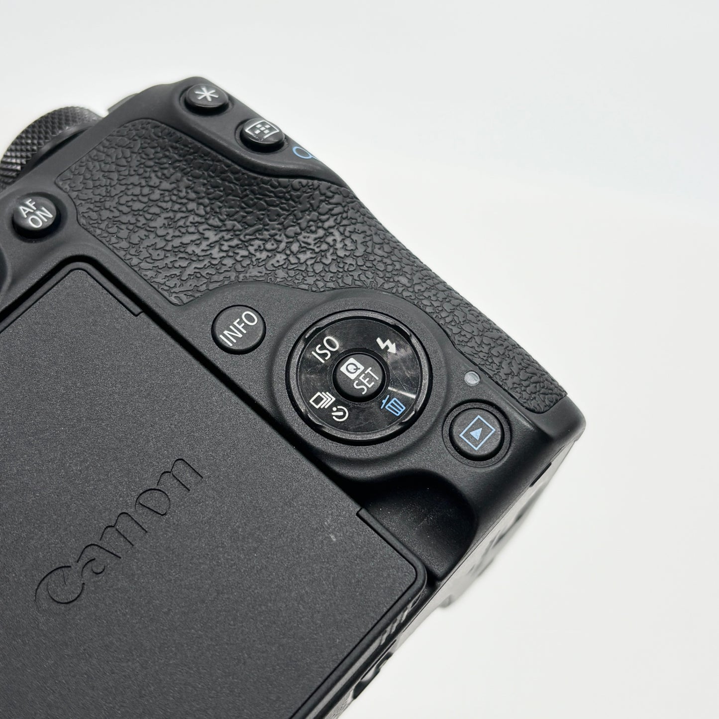 美品 Canon EOS R10 RF-S18-150 F3.5-6.3 IS STM レンズキット 付属品完備【C6228-80】