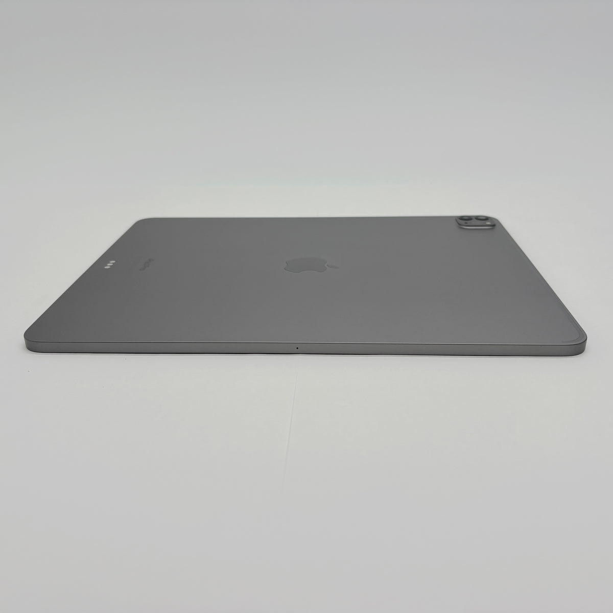 美品 iPad Pro 12.9インチ 第6世代 Wi-Fi MNXP3J/A 128GB バッテリー最大容量96%【C9221-60】