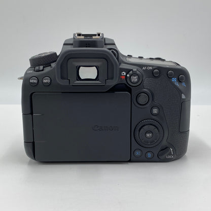美品 キャノン Canon EOS 90D EF-S 18-135 IS USM レンズキット 【C4231-100】