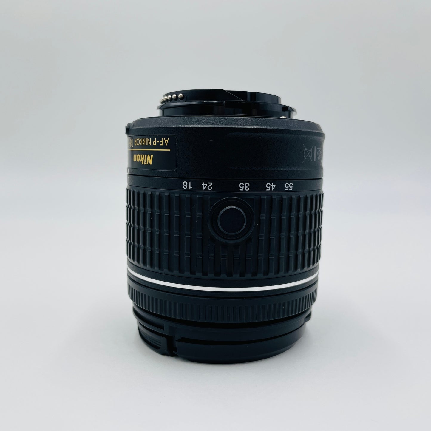 Nikon D5600 AF-P 18-55mm VR レンズキット【C4044-60】