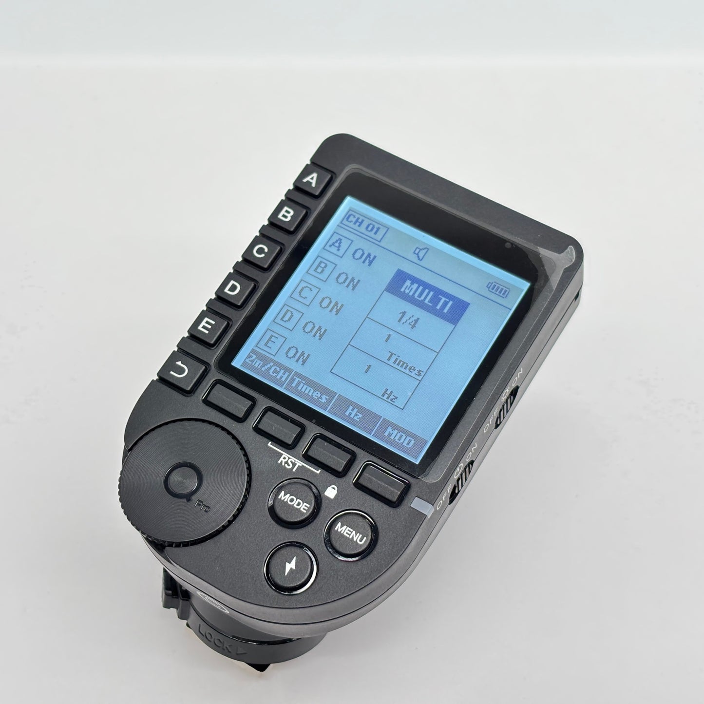 美品 NEEWER QPRO-C (canon) キャノン用 無線フラッシュトリガー【C8598-60】