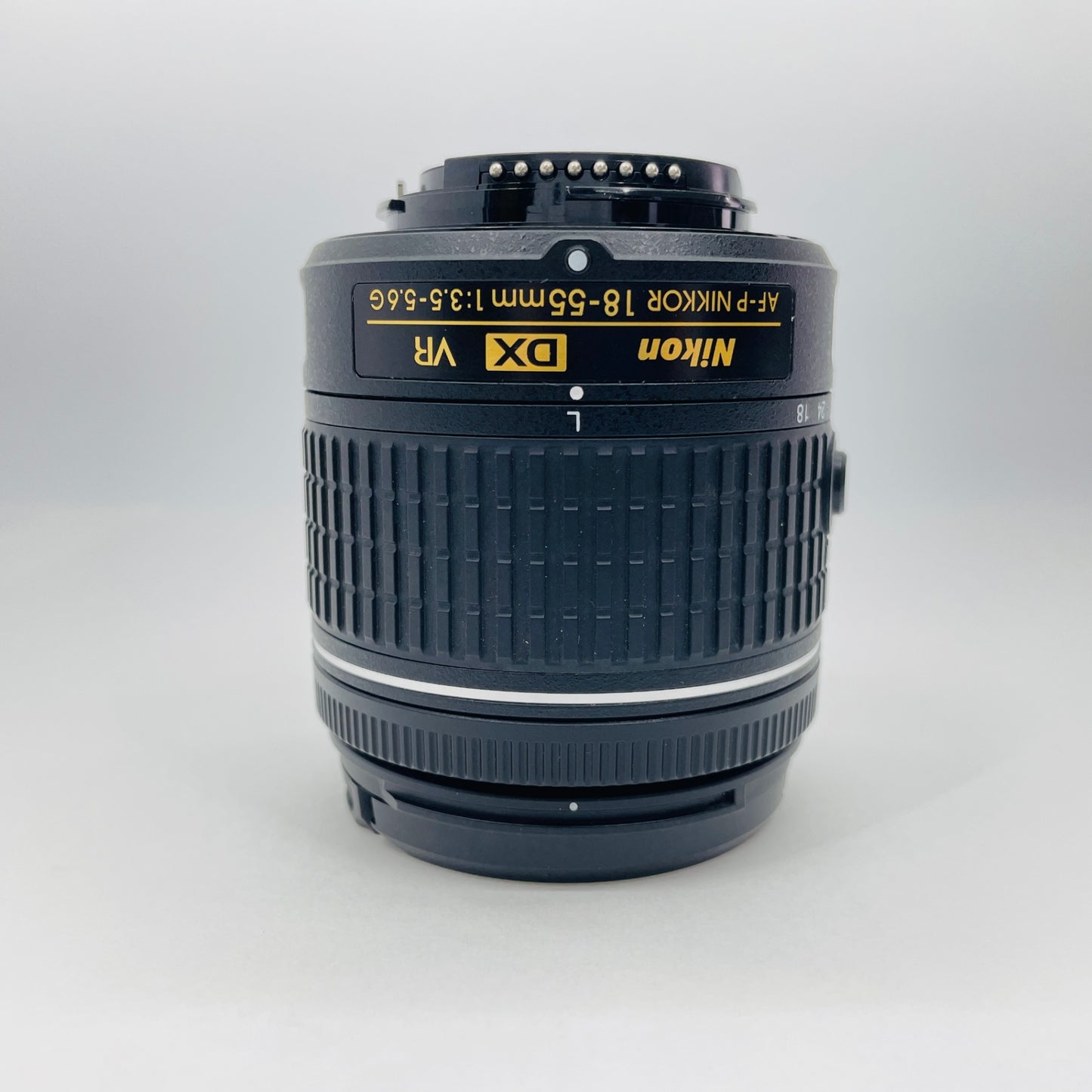 Nikon D5600 18-55mm & 70-300mm　ダブルズームキット 【C4726-60】