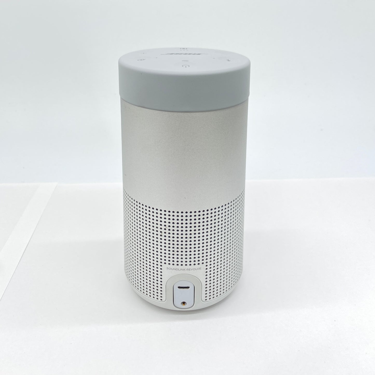 BOSE ボーズ SoundLink Revolve ポータブルワイヤレススピーカー 419357ラックスグレー Bluetoothスピーカー  充電器付き 【C6566-60】