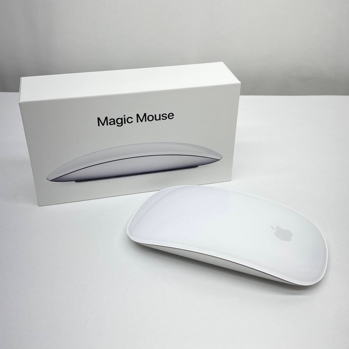 Apple Magic Mouse   (Multi-Touch対応) ワイヤレス マウス マジックマウス MK2E3J/A A1657  C3866 コンパクト発送