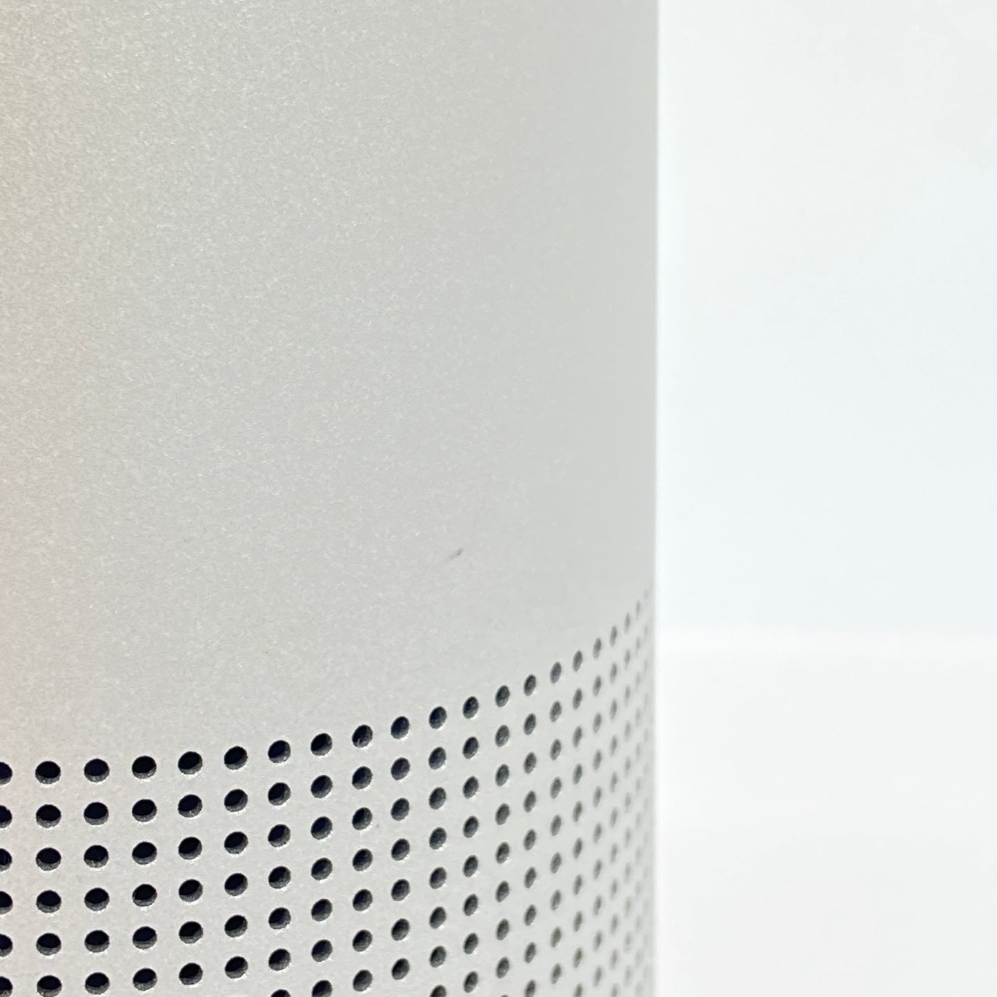 BOSE ボーズ SoundLink Revolve ポータブルワイヤレススピーカー 419357ラックスグレー Bluetoothスピーカー  充電器付き 【C6566-60】