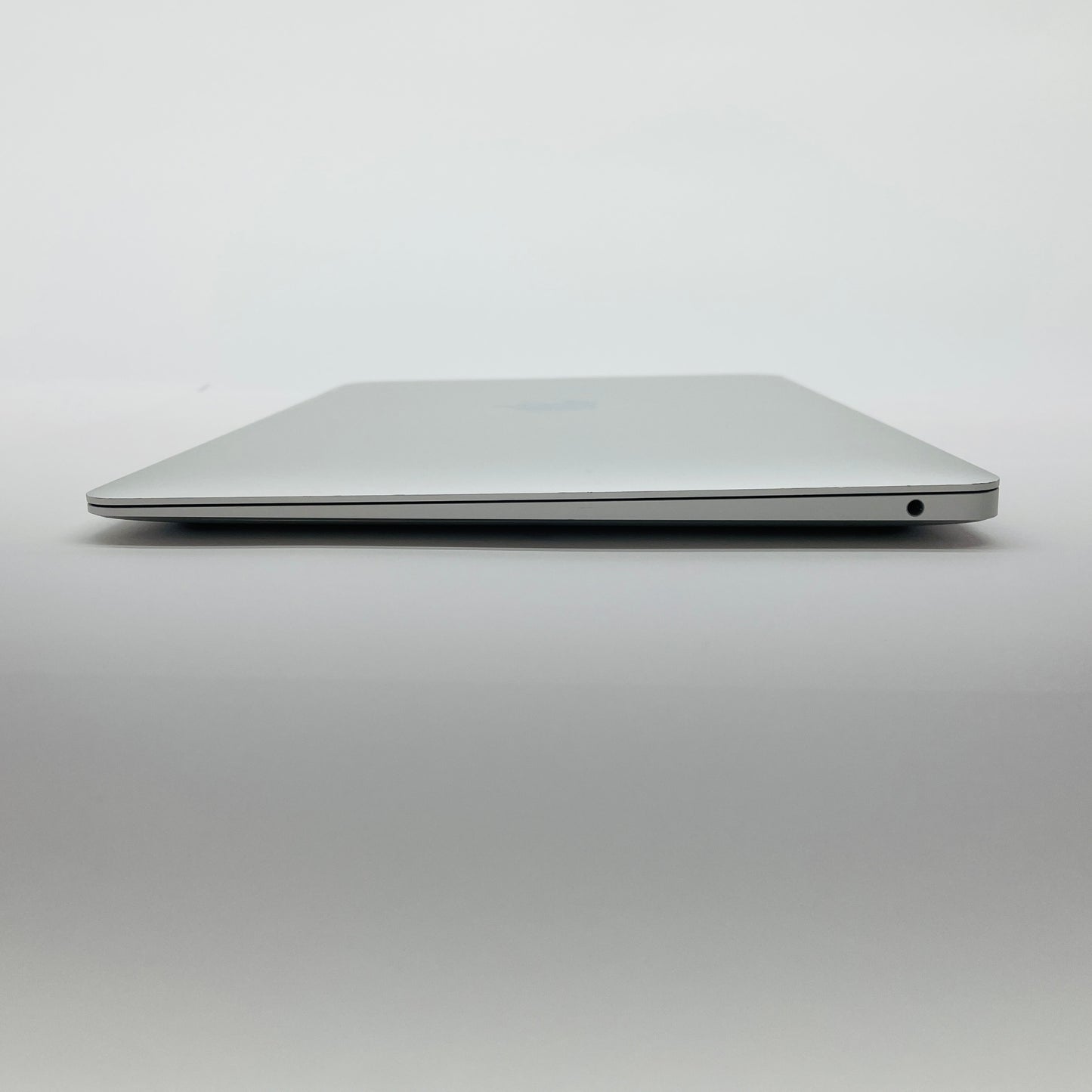MacBook Air Retina 13インチ 2020 1.1GHz クアッドコア i5 16GB 256GB 【C4040-80】