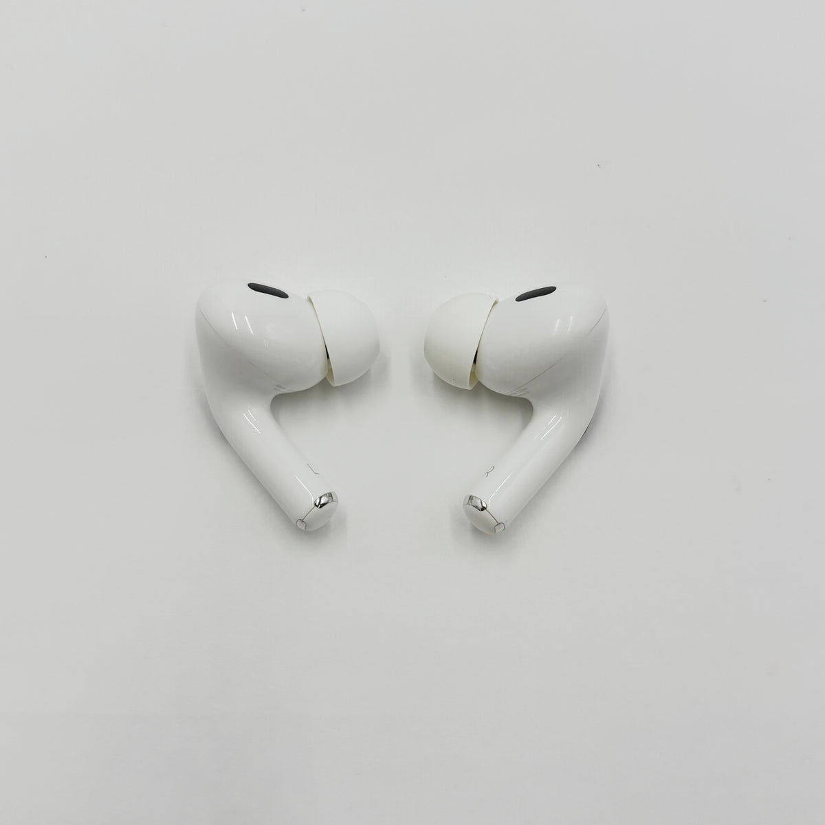 AirPods Pro 第2世代 Lightning ワイヤレスイヤホン Apple【C9185-C】