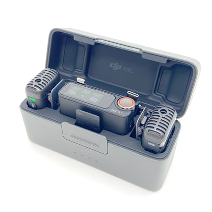 美品 DJI Mic 2 (2 TX + 1 RX + 充電ケース) ワイヤレスマイクロホン 付属品完備【C6697-60】