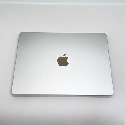 美品 MacBook Air M2 2022 8コアCPU 8コアGPU 16GB 512GB 充放電回数211回 バッテリー最大容量86% US配列 シルバー	【C7201-80】