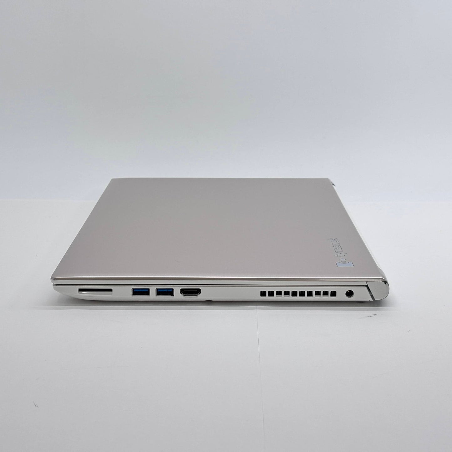 dynabook T6 ノートパソコン サテンゴールド P1T6KKEG i7 8550U 8GB SSD512GB【C6910-80】
