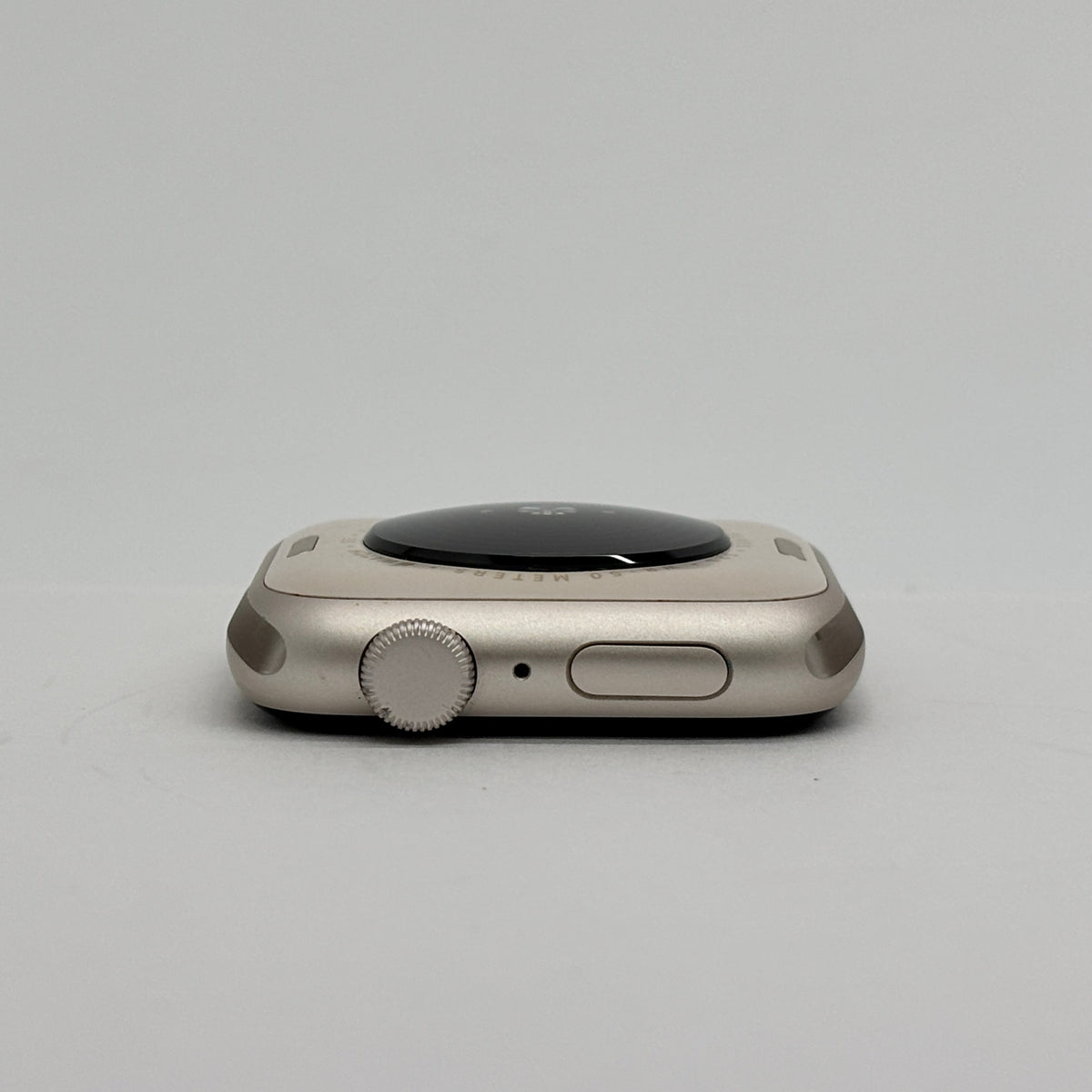美品 Apple Watch SE 第3世代 GPSモデル 44ｍｍ MEP04J/A スターライトアルミ Nikeスポーツバンド M/L バッテリー最大容量100%  【C9027-60】