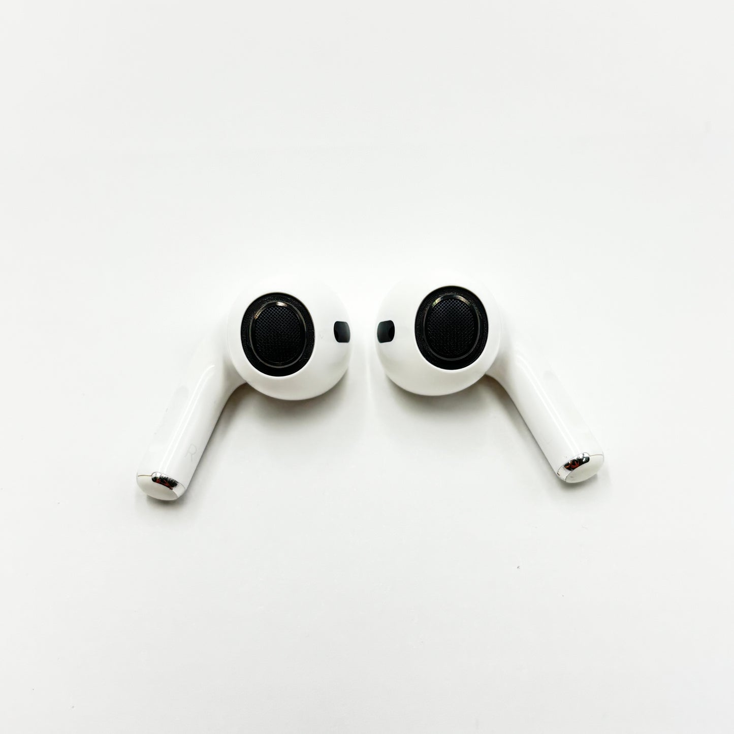 AirPods Pro 2 第2世代 タイプC ワイヤレスイヤホン イヤーチップ付属【C8699-C】