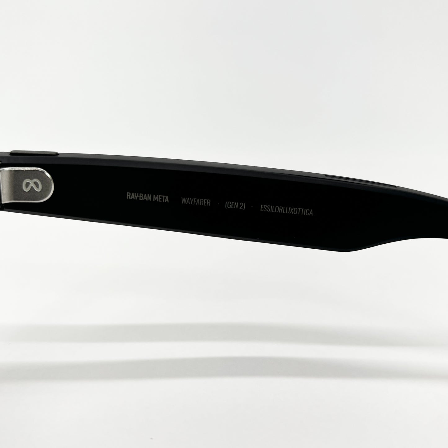 Ray-Ban Meta Gen2 Wayfarer スマートグラス ブラック 充電ケース付き【C8471-60】