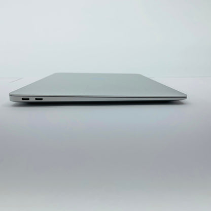 Apple MacBook Air Retina 13インチ (Late 2020) Apple M1  8GB SSD 256GB シルバー MGN93J/A  バッテリー最大容量89%  【C4563-80】