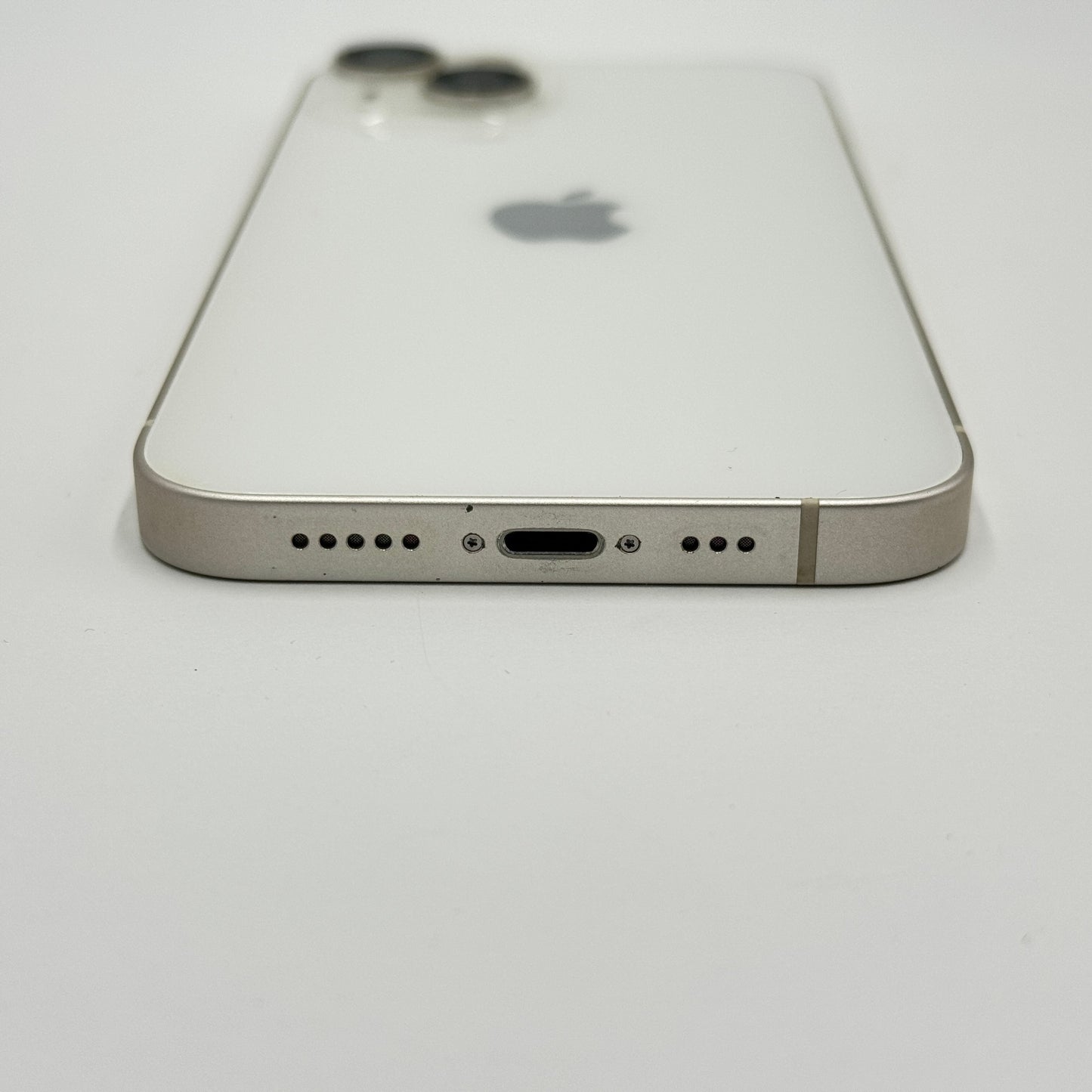 Apple  iPhone14 128GB スターライト SIMフリー MPUQ3J/A【C6022-C】