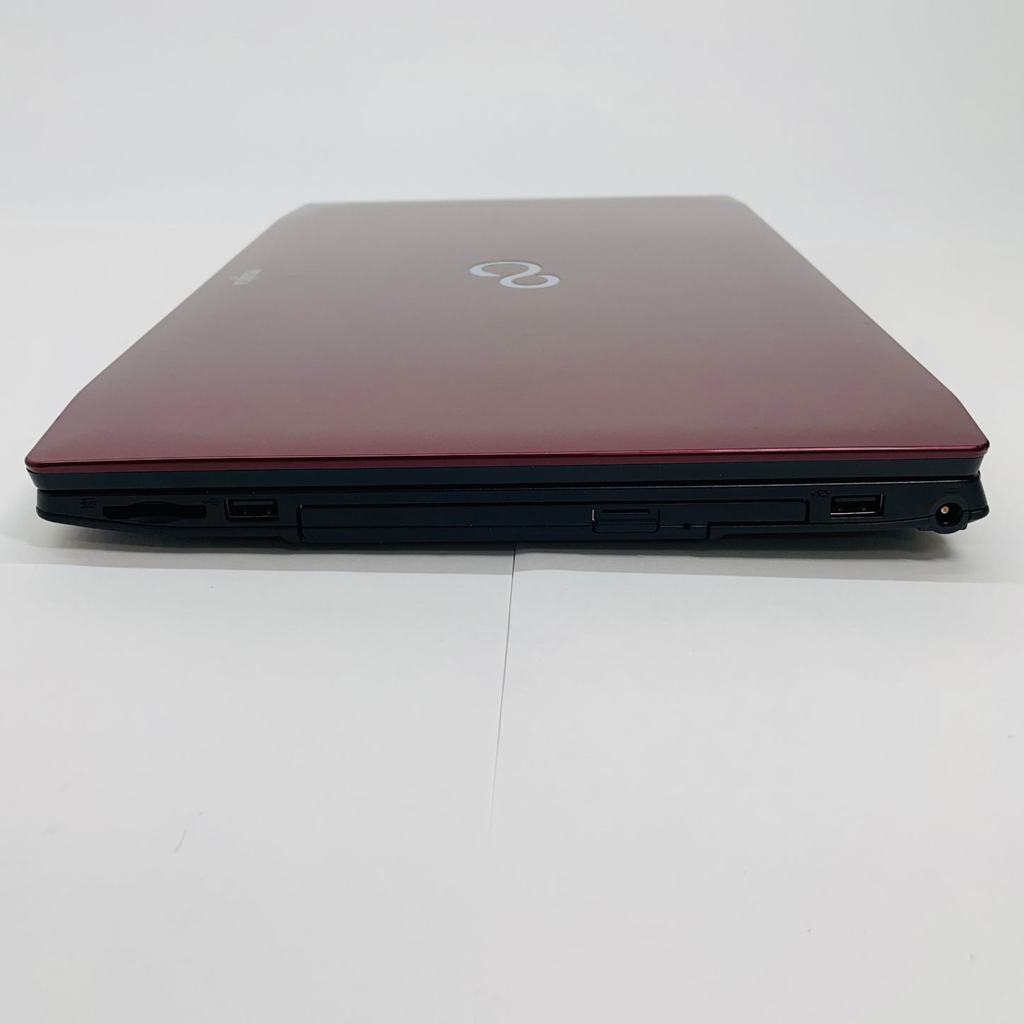 LIFEBOOK AH77/K FMVA77KR i7 3632QM 8GB HDD1TB Windows 10Home 【C4066-80】