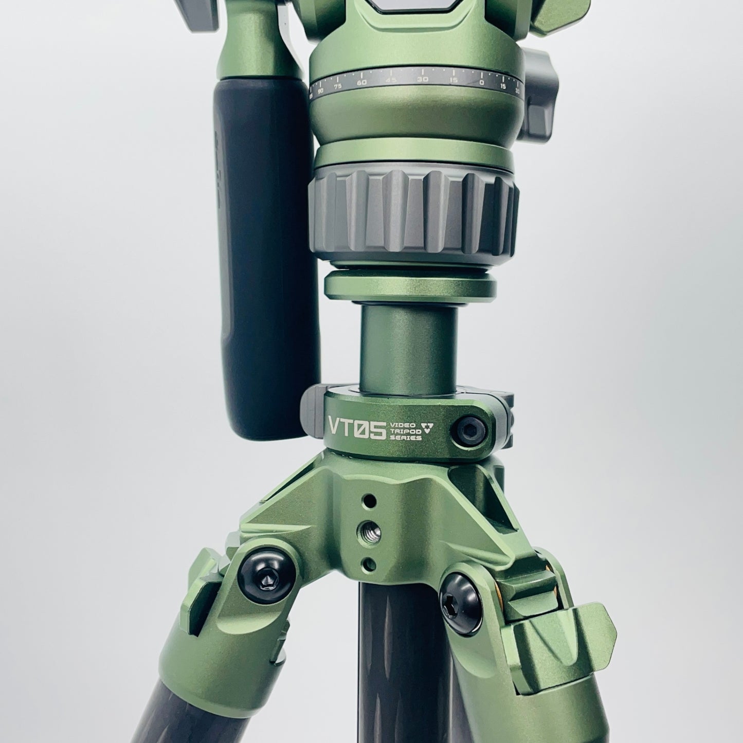 美品 TILTA VT05 カーボンファイバー三脚 【C4369-120】