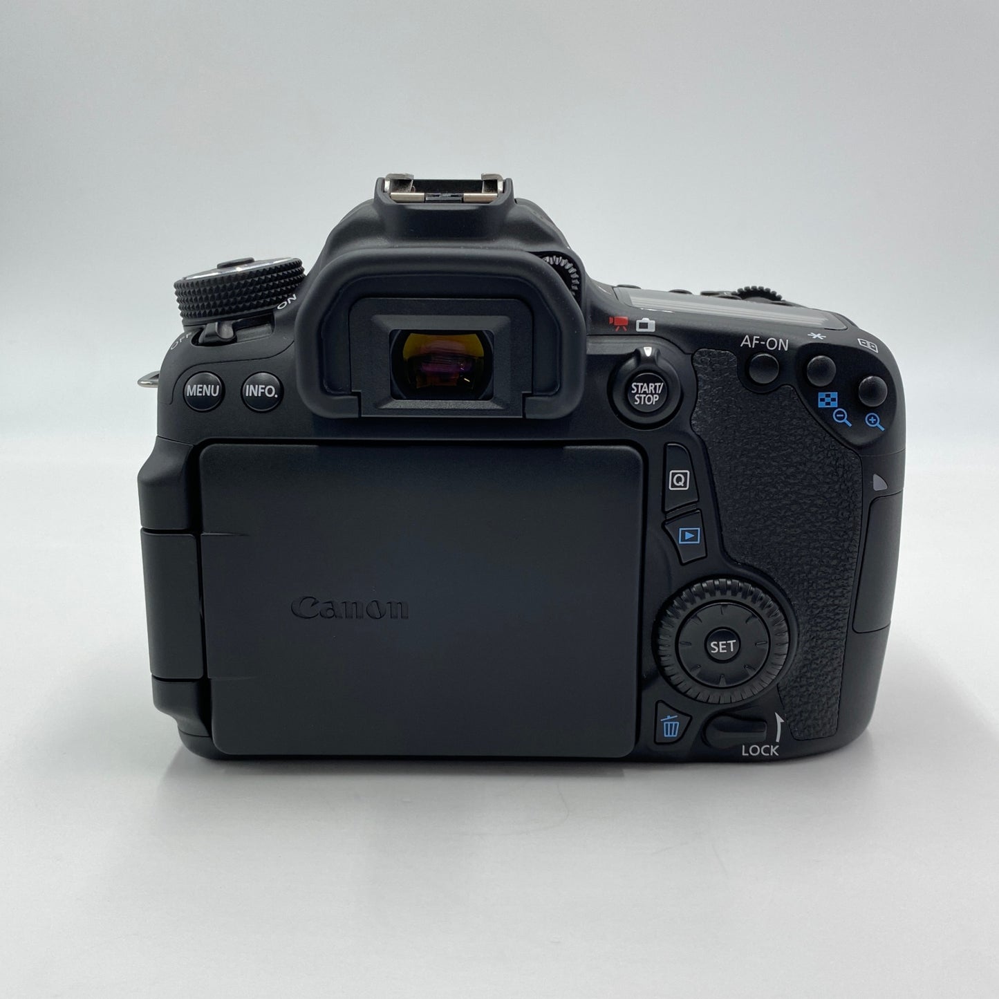 美品 キャノン Canon EOS 70D ボディ シャッター回数1,742 【C5063-80】
