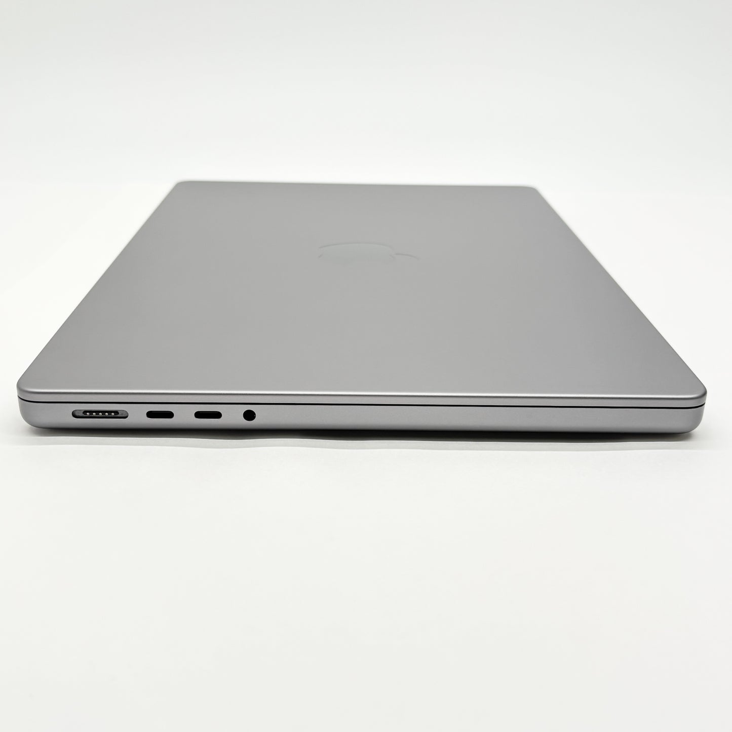 Apple MacBook Pro 14インチ 2023 M3 8コアCPU 10コアGPU 8GB 512GB MTL73J/A バッテリー最大容量100%【C6524-80】
