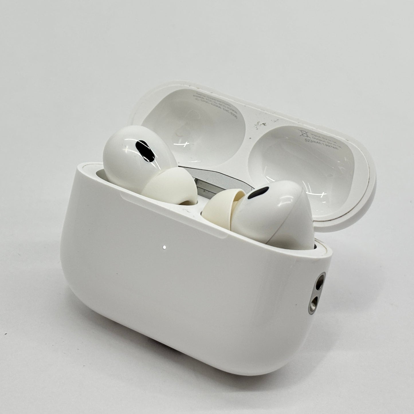 Apple AirPods Pro 第2世代 ワイヤレスイヤホン USB-C【C8730-C】