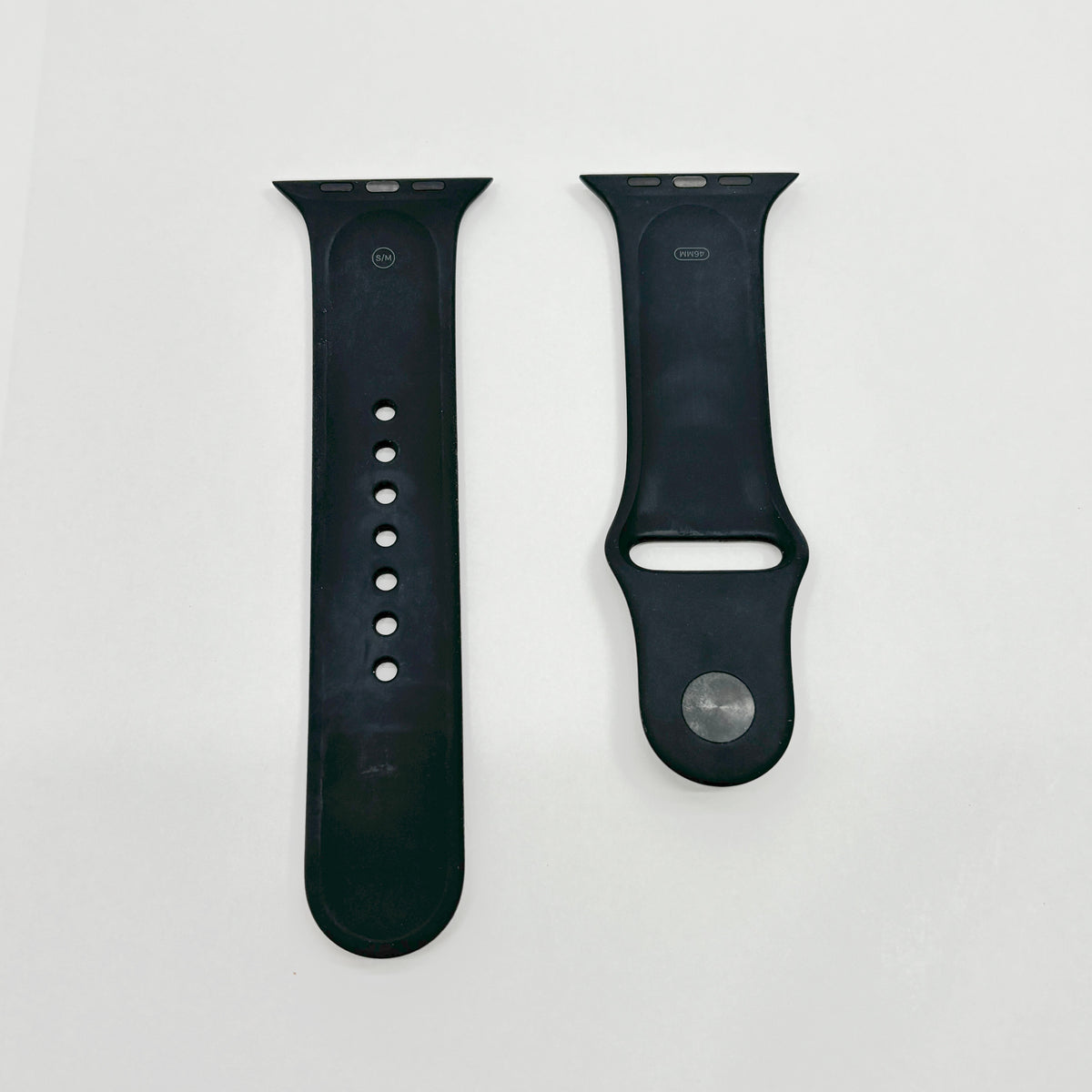 美品 Apple Watch Series 11 GPSモデル 46mm ジェットブラック AL Black SB S/M MEUW4J/A バッテリー最大容量100%【C9328-C】