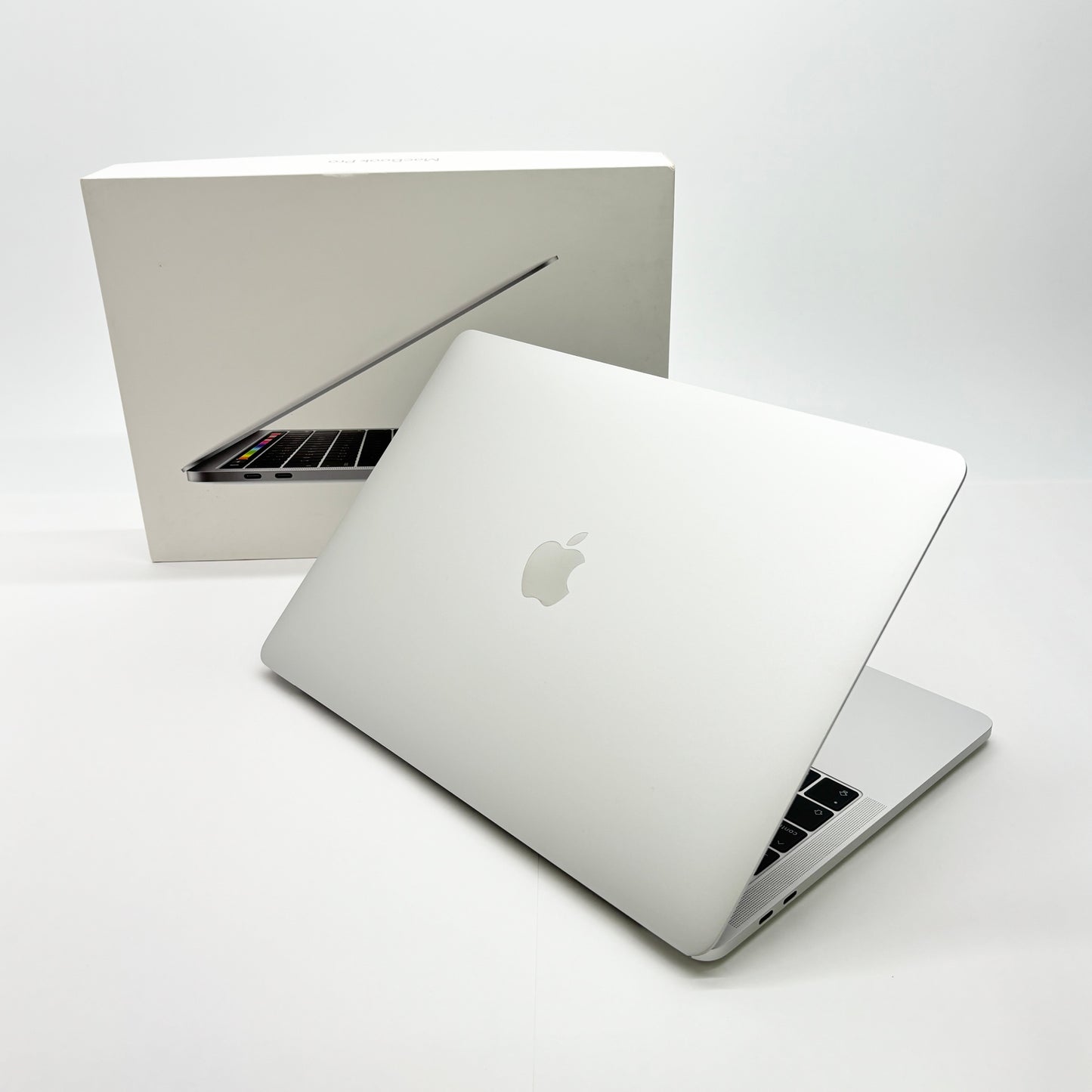 Apple MacBook Pro 13インチ 2019 i5 1.4GHz 8GB SSD 256GB シルバー MUHR2J/A 【C8002-80】