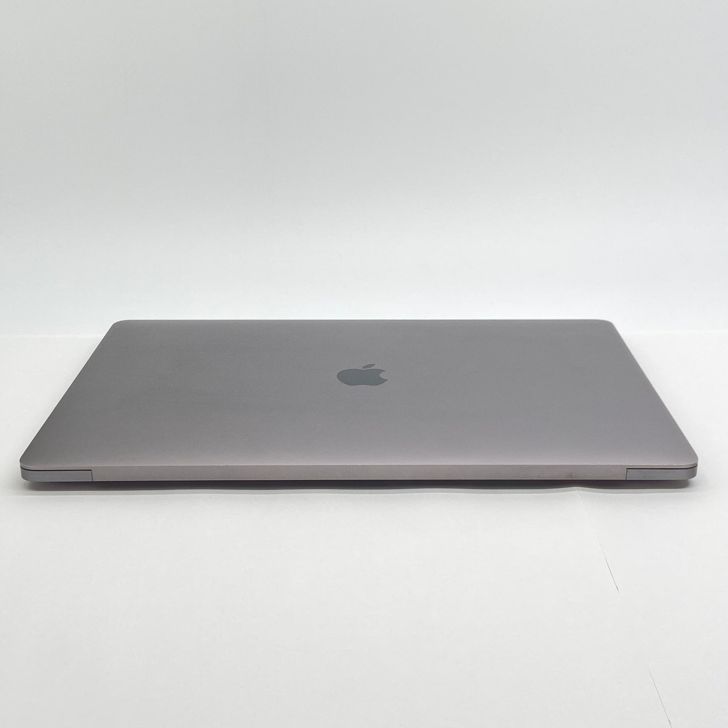 MacBookPro 2019 16インチ i7 2.6GHz 32GB 512GB Radeon Pro 5300M 本体のみ【C7246-80】