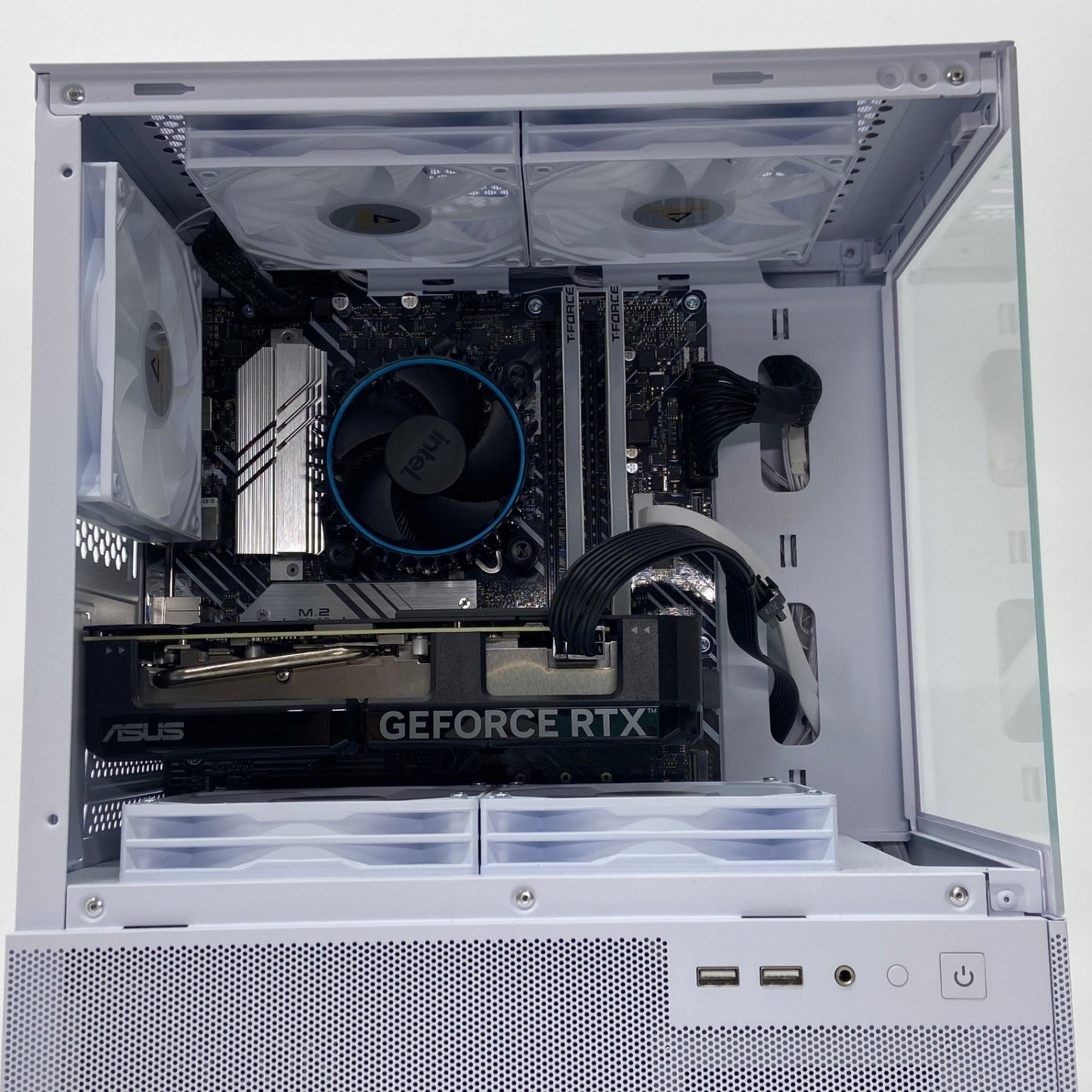 自作ゲーミングPC i7 14700  32GB SSD1TB RTX4060Ti  Windows11Home 【C5136-140】