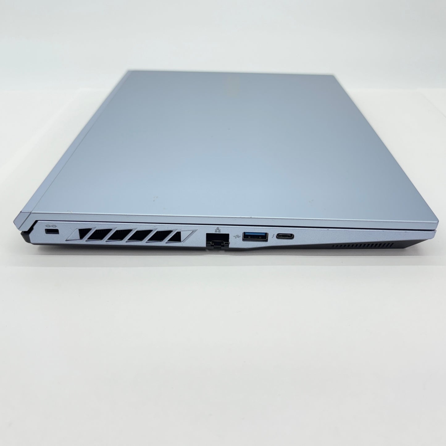 DAIV S4-I7G60CB-B i7 13700H 32GB SSD 1TB Windows11 Home RTX 4060 バッテリー最大容量83%【C5432-80】