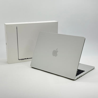 美品 Apple MacBook Air 13インチ 2026 MDH74J/A M5 16GB 512GB シルバー  バッテリー最大容量100%【C7842-80】