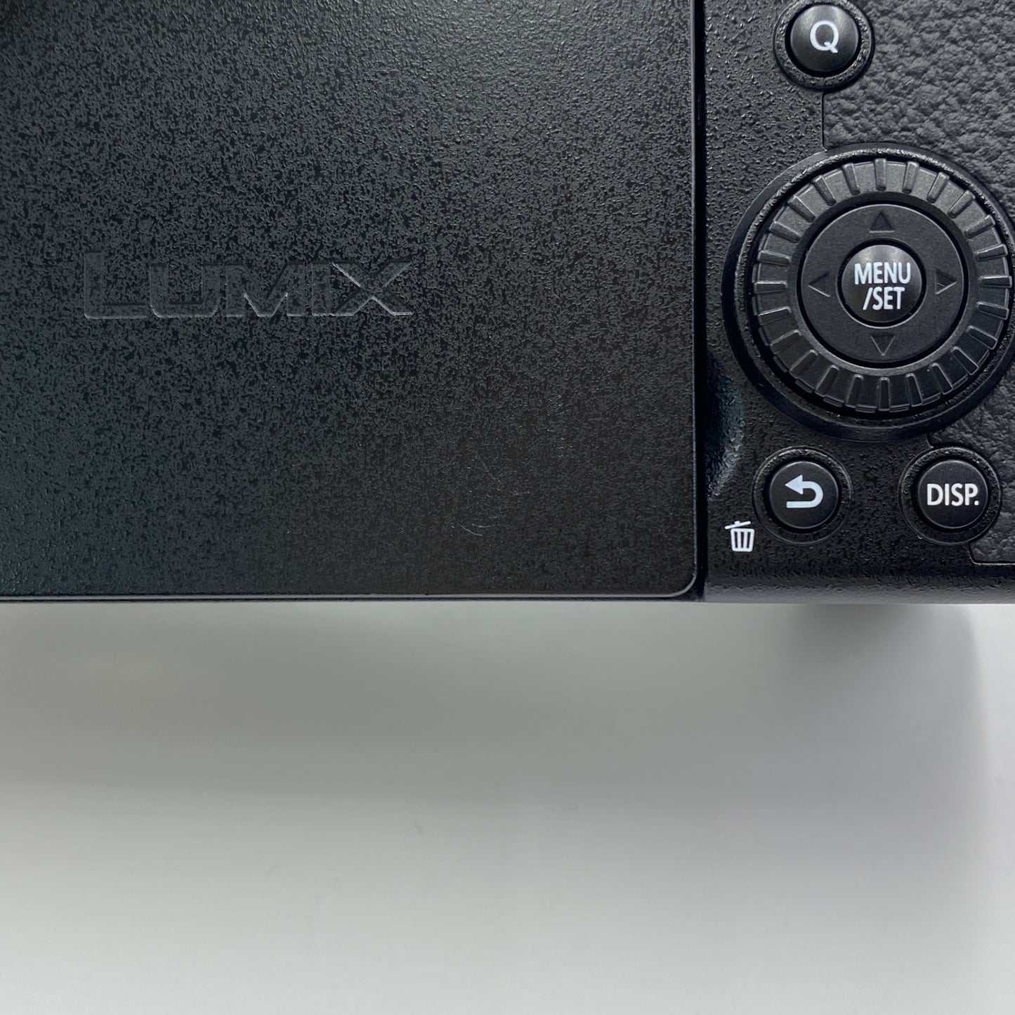 美品 パナソニック Panasonic LUMIX S5 DC-S5 ボディミラーレス一眼 【C4703-60】