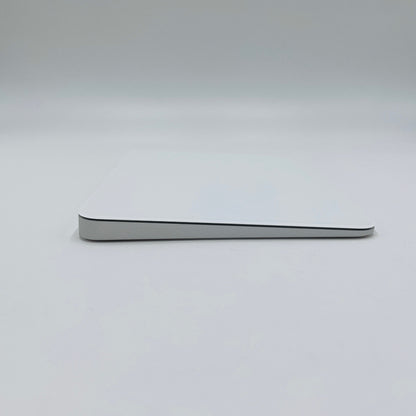 美品 Apple Magic Trackpad MXK93ZA/A【C4713-60】
