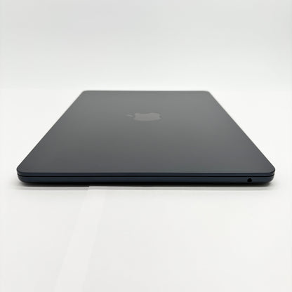 新品同様 美品 MacBook Air 13インチ (Early 2025) Apple M4 10コア/16GB/SSD 256GB ミッドナイト MW123J/A バッテリー最大容量100%【C8365-80】