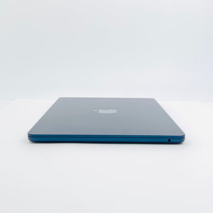 Apple MacBook Air Liquid Retina 13.6インチ (Mid 2022) M2 8コア 8GB SSD 256GB ミッドナイト MLY33J/A バッテリー最大容量88% 付属品完備 【C7745-80】