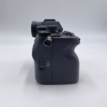 美品 ソニー  SONY α7 IV ILCE-7M4 シャッター回数7,181回【C5288-80】